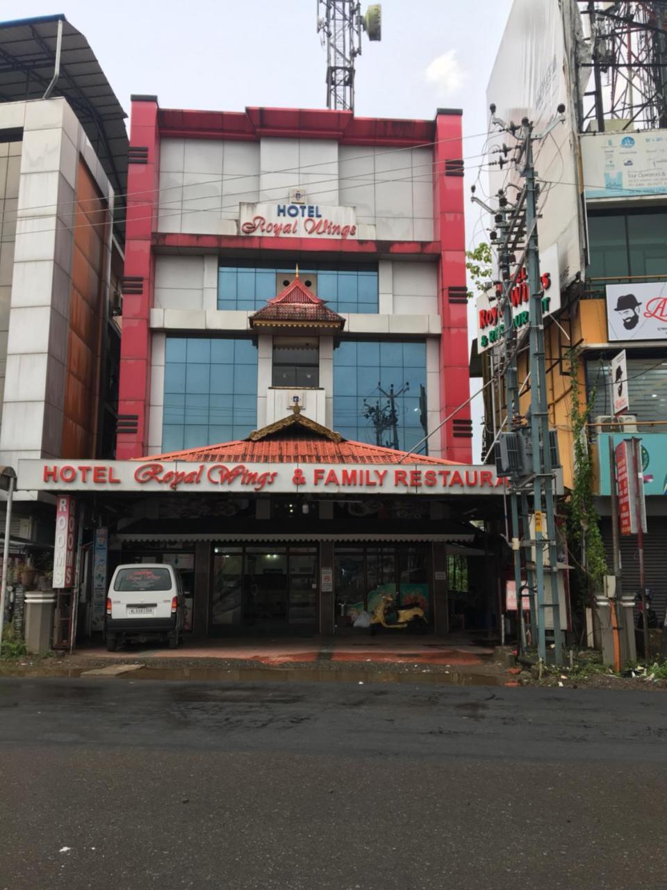 Hotel Royal Wings Nedumbassery Eksteriør bilde